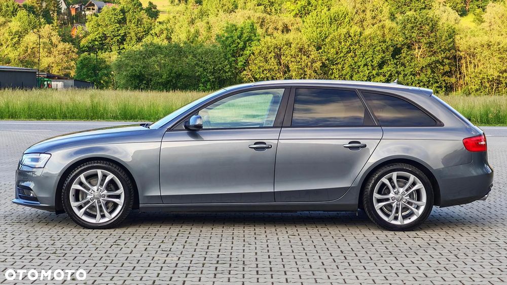 Audi A4 Avant 2.0 TDI DPF clean diesel quattro S tronic Ambiente - 12