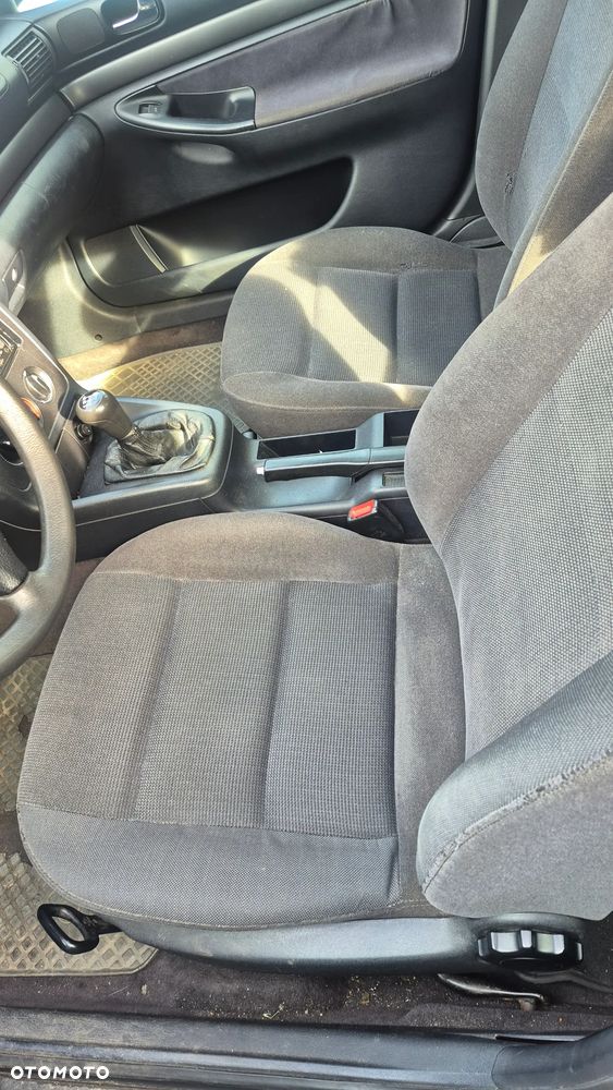 Audi A4 Limousine 1.8 - 30