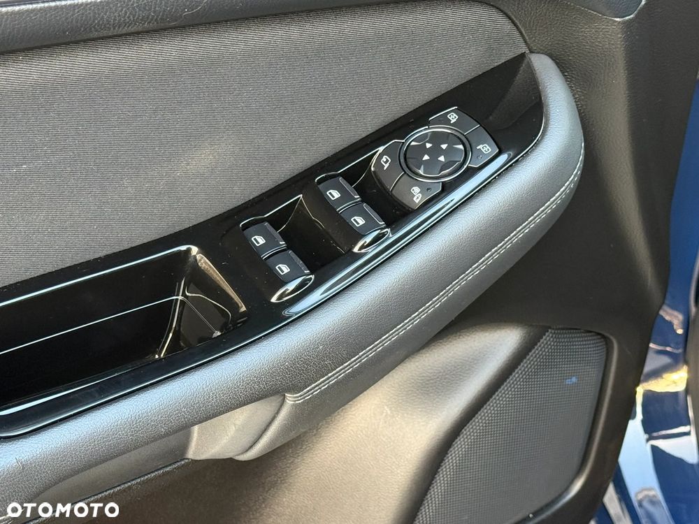 Ford S-Max 2.0 EcoBlue Titanium - 32