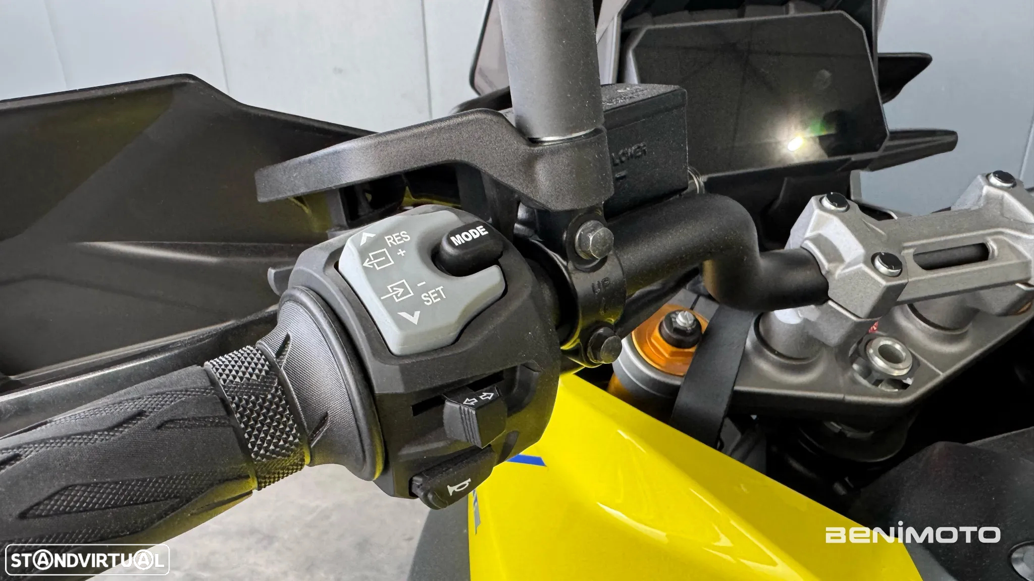 Suzuki DL 1050 DE - 14