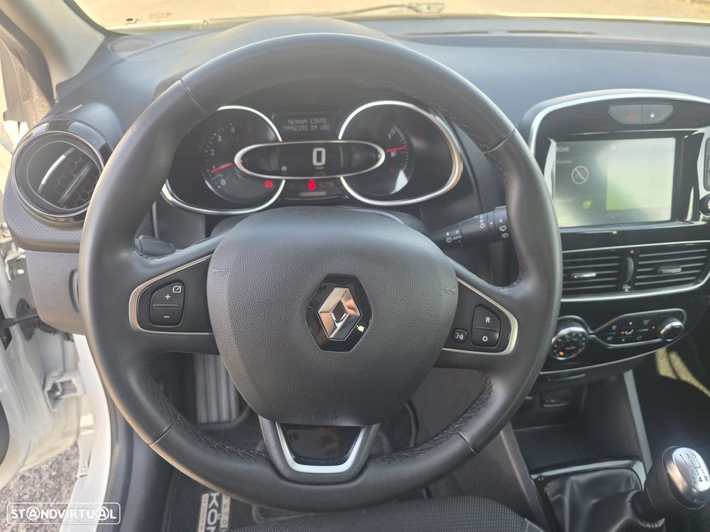 Renault Clio - 6