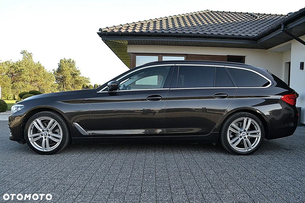 BMW Seria 5 520d Luxury Line sport - 4
