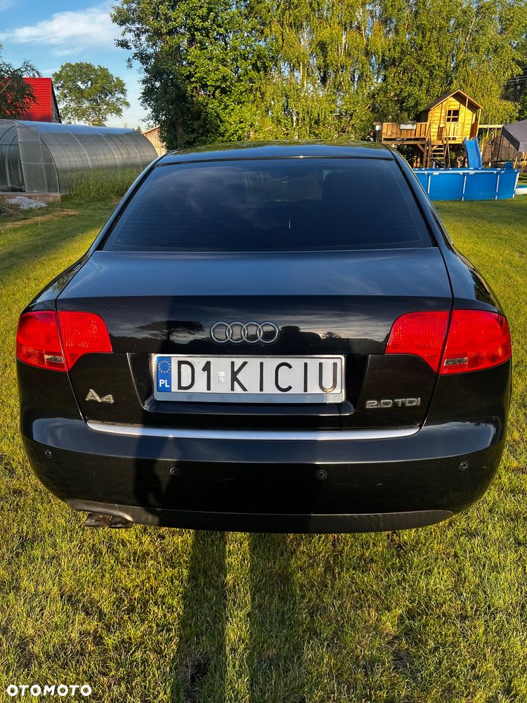 Audi A4 Limousine 2.0 TDI - 4
