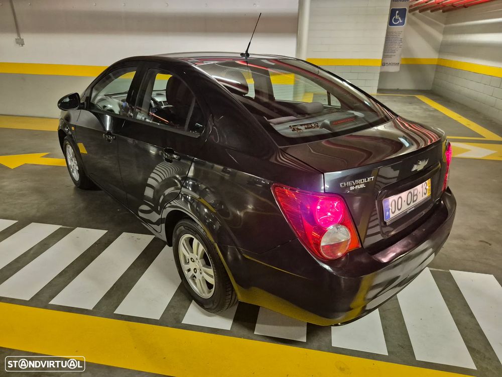 Chevrolet Aveo 1.2 LT Bi-Fuel - 20