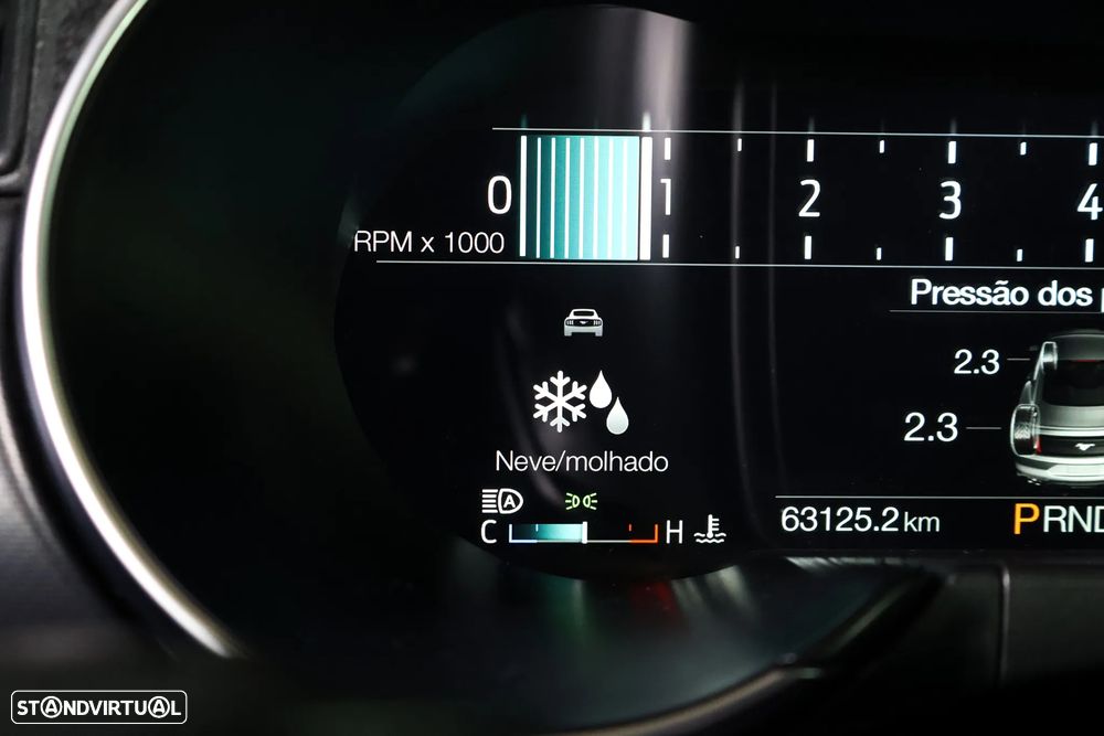 Ford Mustang 2.3i EcoBoost Aut. - 36