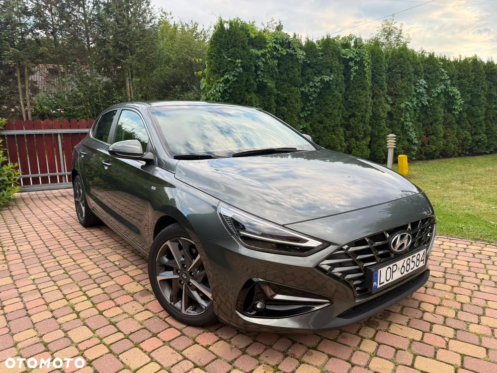 Hyundai i30 1.5 T-GDI 48V-Hybrid Intro - 1