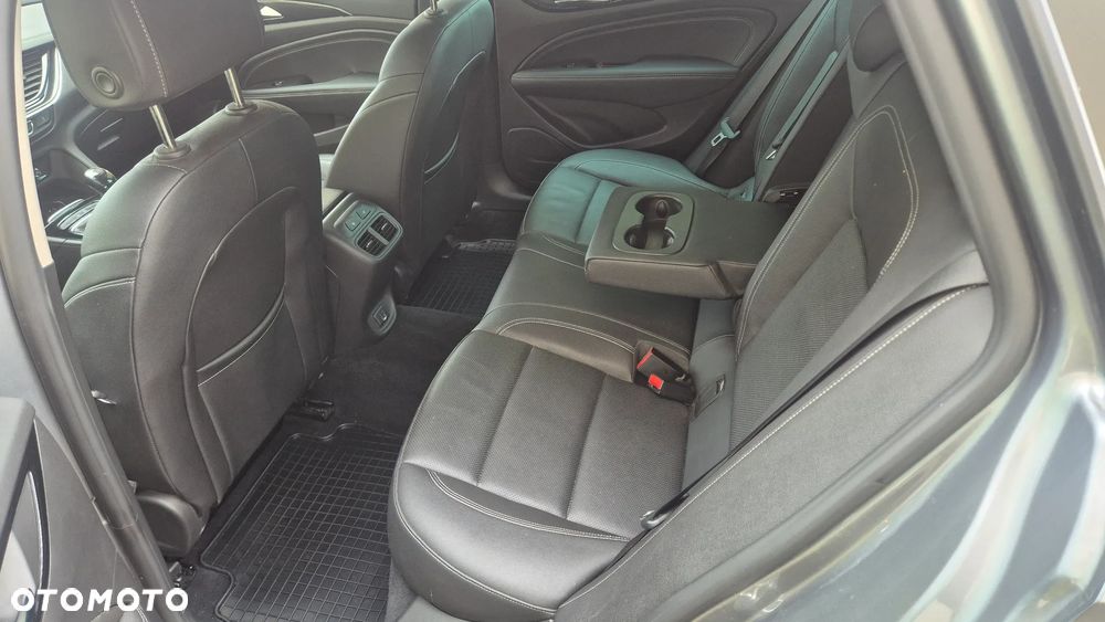 Opel Insignia 2.0 Exclusive - 14