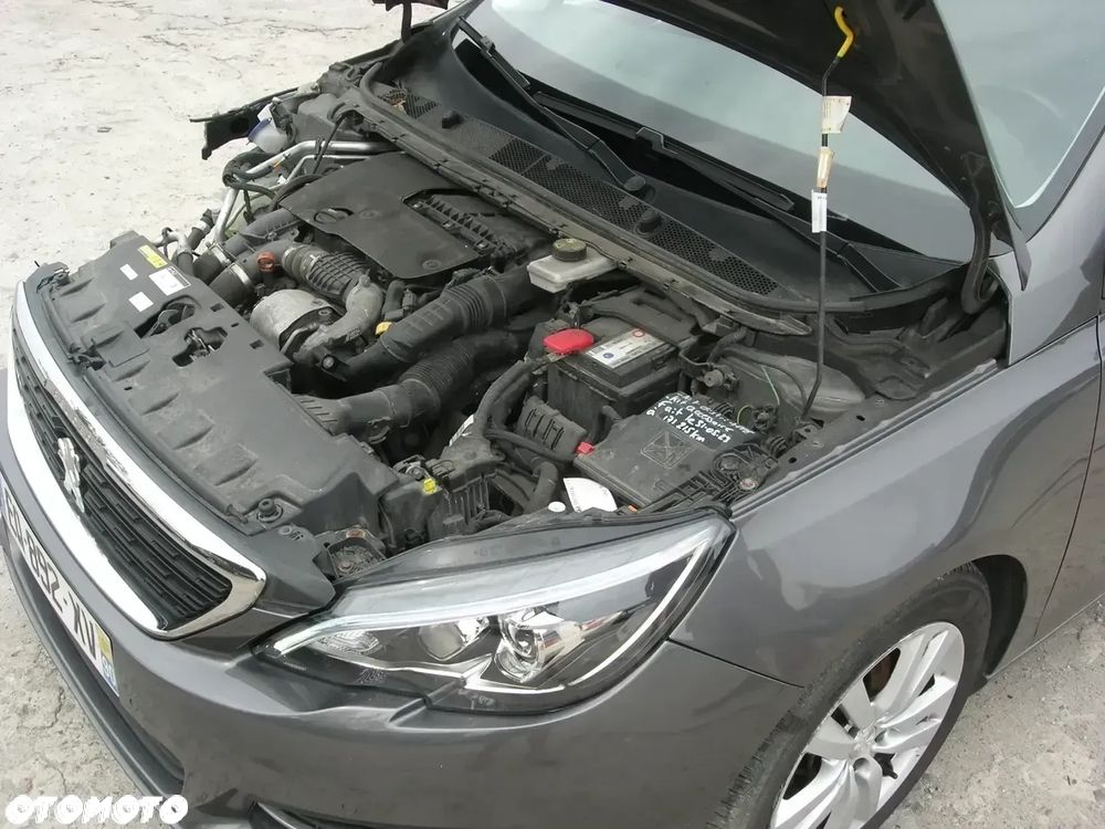 Peugeot 308 SW 1.6 BlueHDi Active S&S - 9