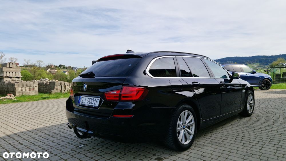 BMW Seria 5 525d Sport-Aut - 6