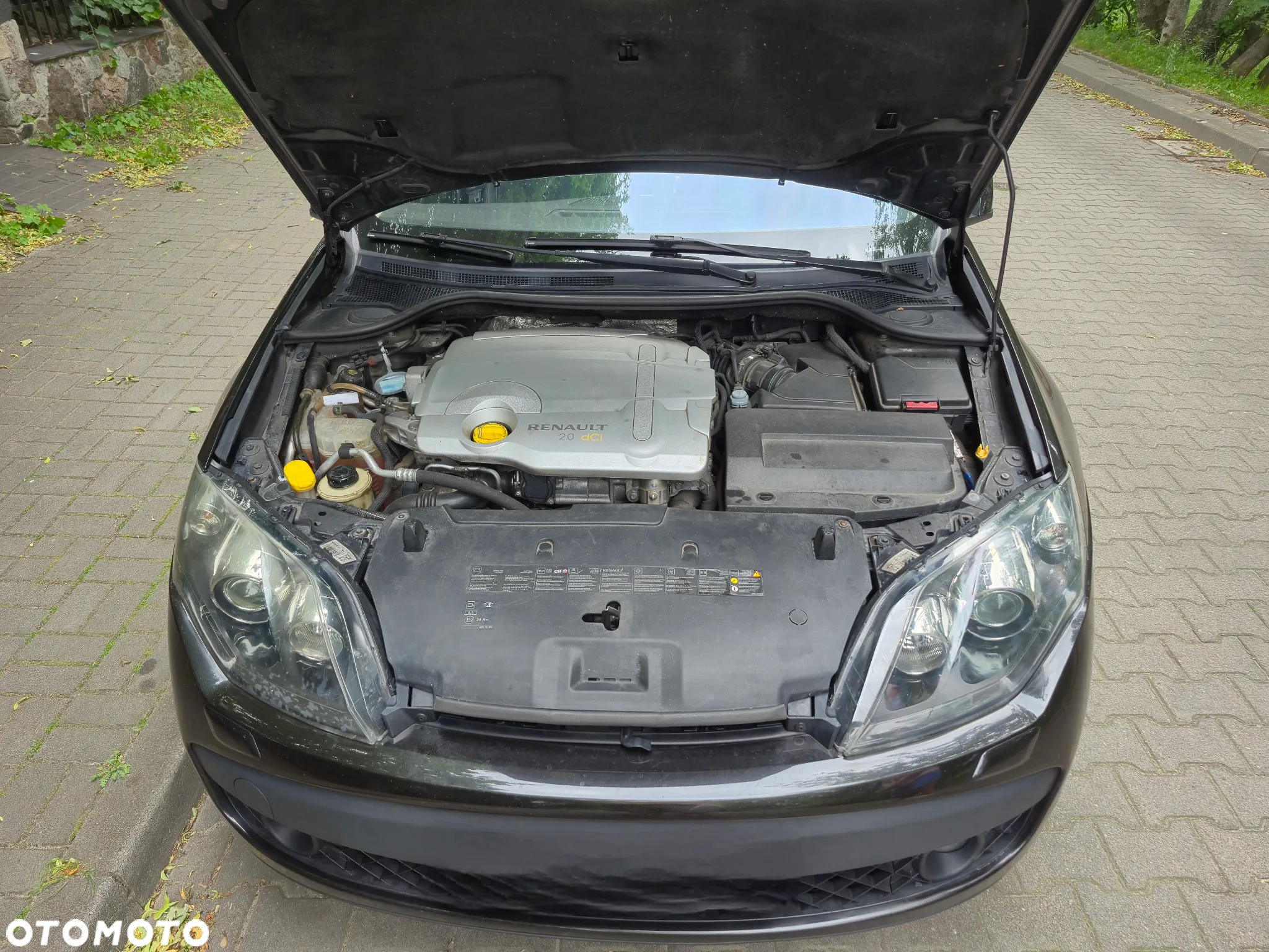 Renault Laguna dCi 150 FAP GT - 8
