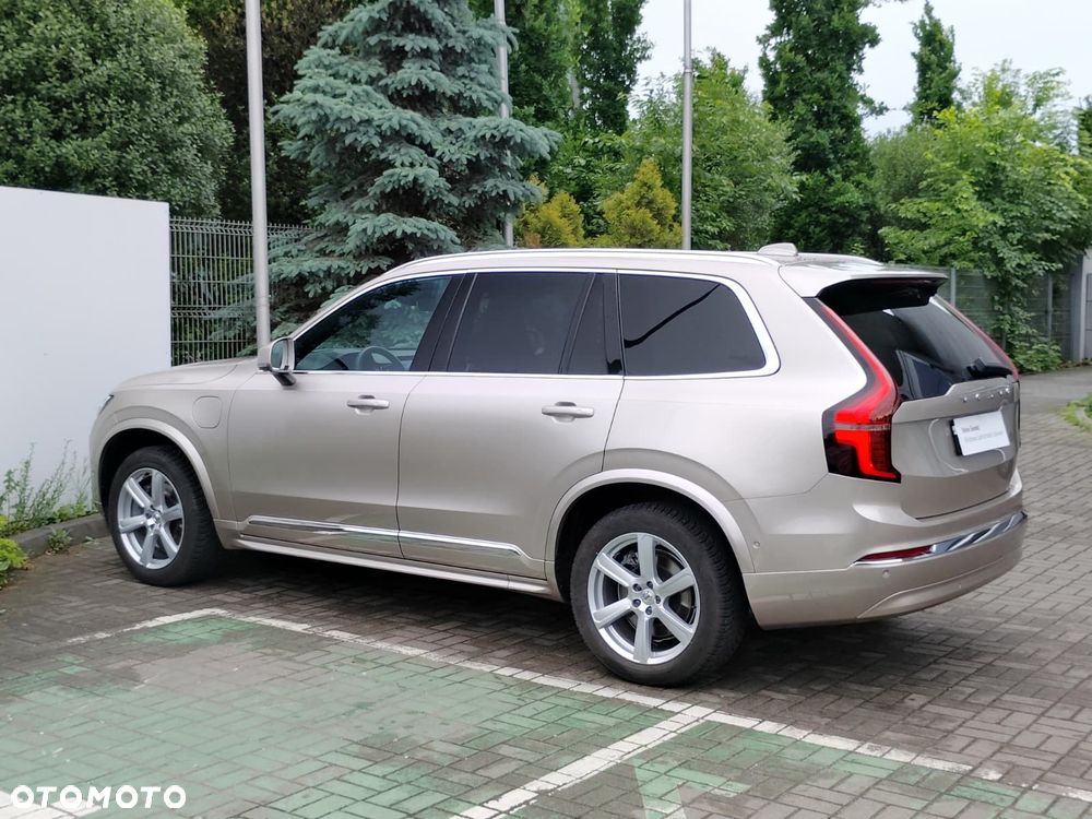 Volvo XC 90 - 8