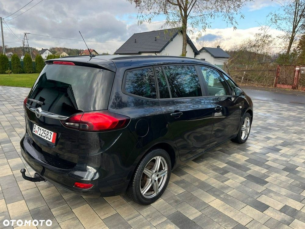 Opel Zafira - 4