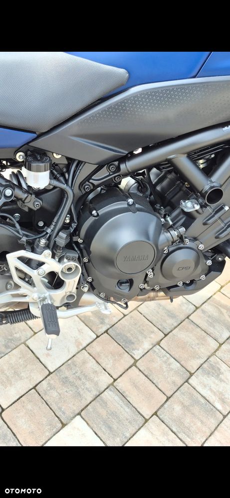 Yamaha NIKEN - 8