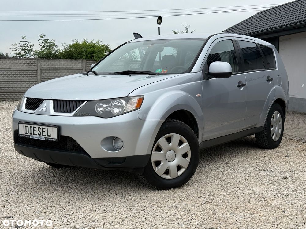 Mitsubishi Outlander 2.0 DID Intense + - 1