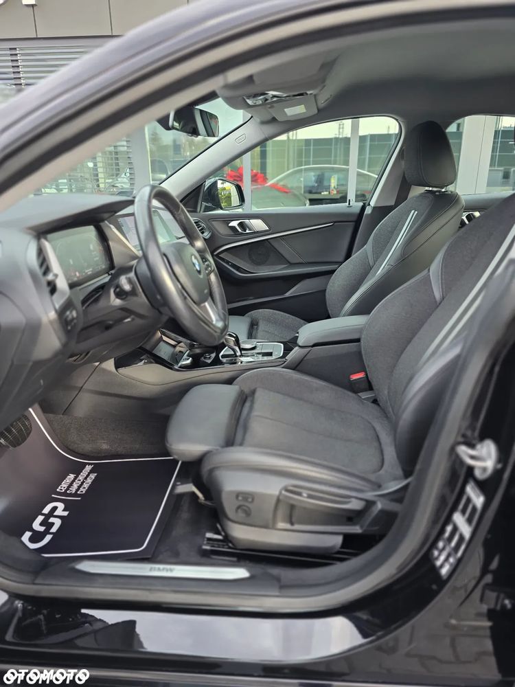 BMW Seria 2 220d xDrive Sport Line sport - 25