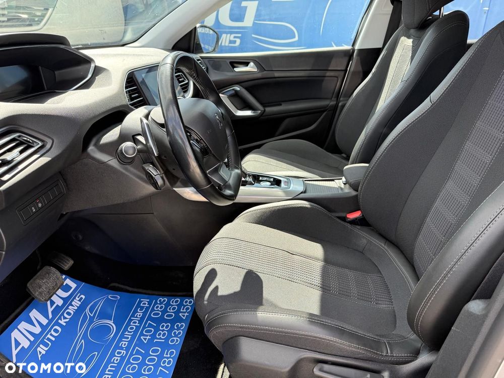 Peugeot 308 1.5 BlueHDi Allure S&S EAT8 - 15