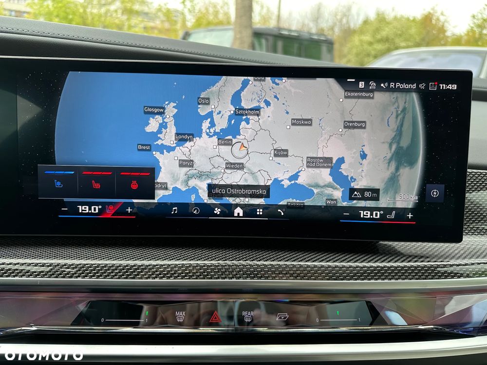 BMW Seria 7 M760e PHEV xDrive Individual Edition sport - 17