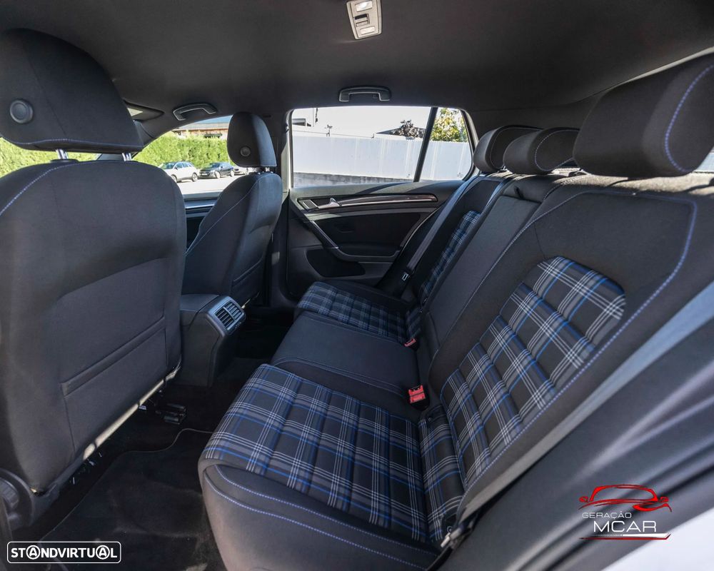 VW Golf 1.4 GTE Plug-in - 17