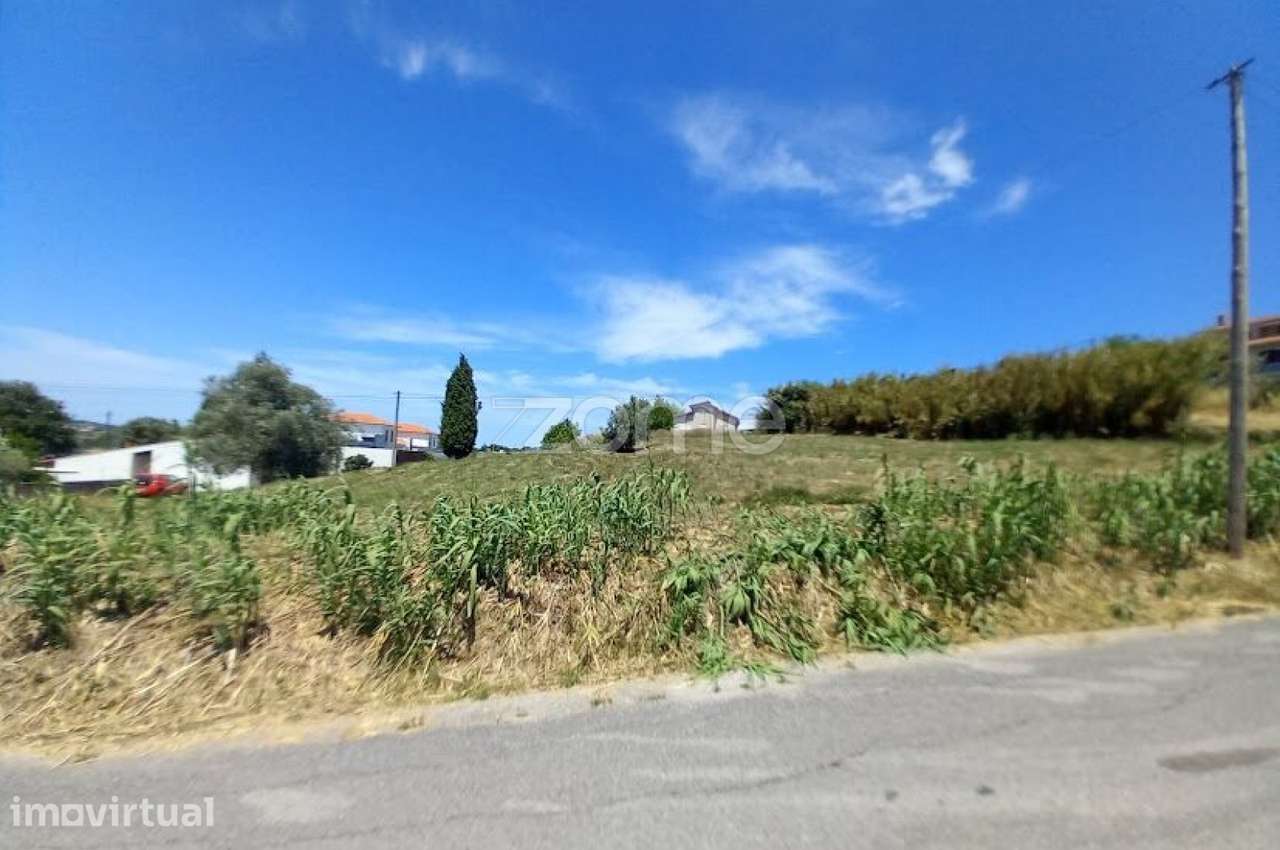 Terreno para Construção Moradia Unifamilar ou Investimento 4 Moradi... - Grande imagem: 2/17