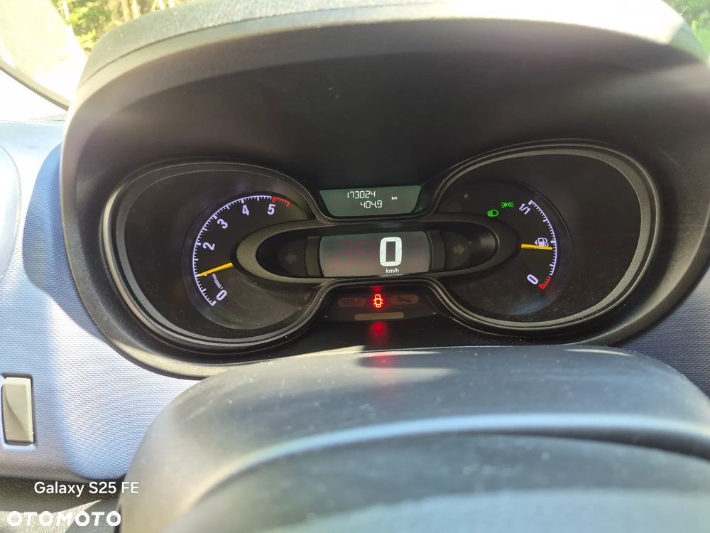 Opel Vivaro L2H1 2,9t Elegance Premium - 9