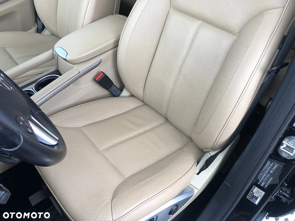 Mercedes-Benz GL 350 CDI BlueEff - 35