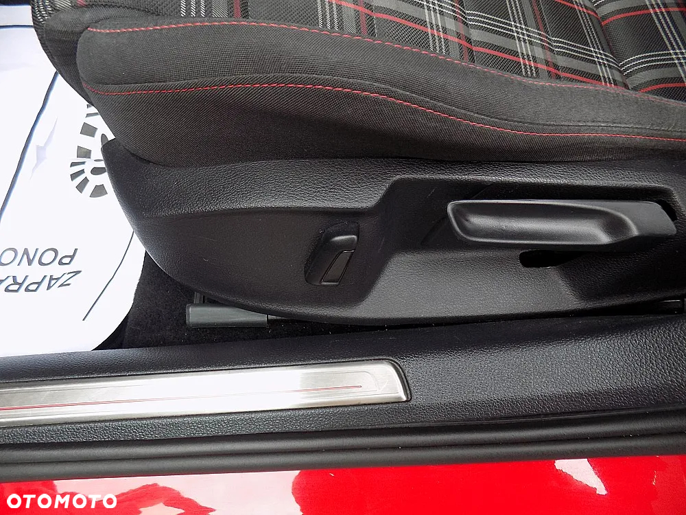 Volkswagen Golf 2.0 TSI OPF GTI - 11