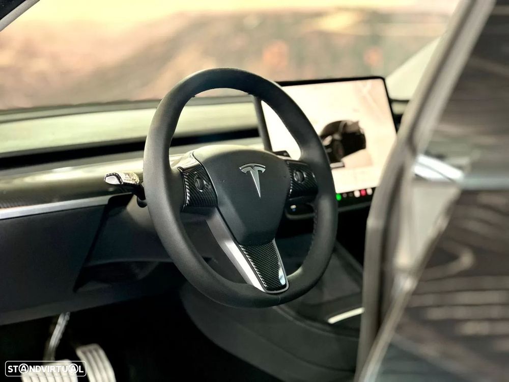 Tesla Model 3 Performance Dual Motor AWD - 21