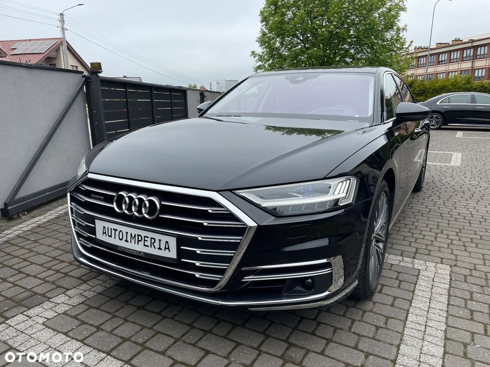 Audi A8 - 7