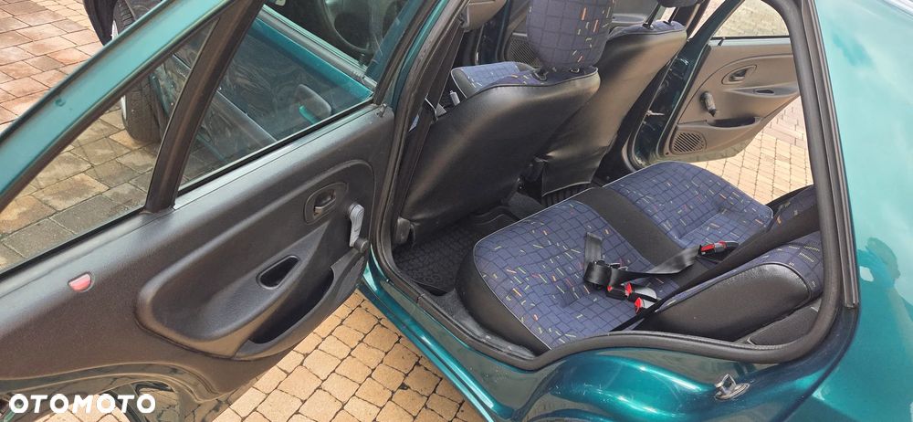Citroën Saxo 1.1 A - 9