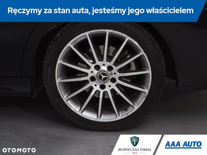 Mercedes-Benz CLA - 17