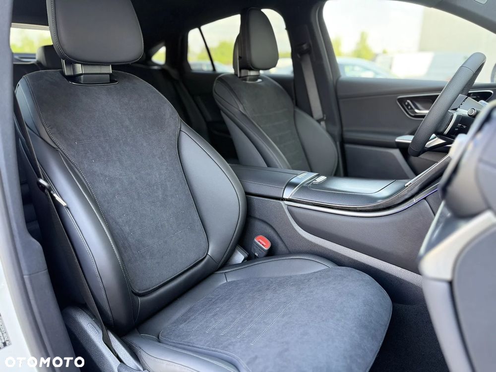 Mercedes-Benz GLC - 31