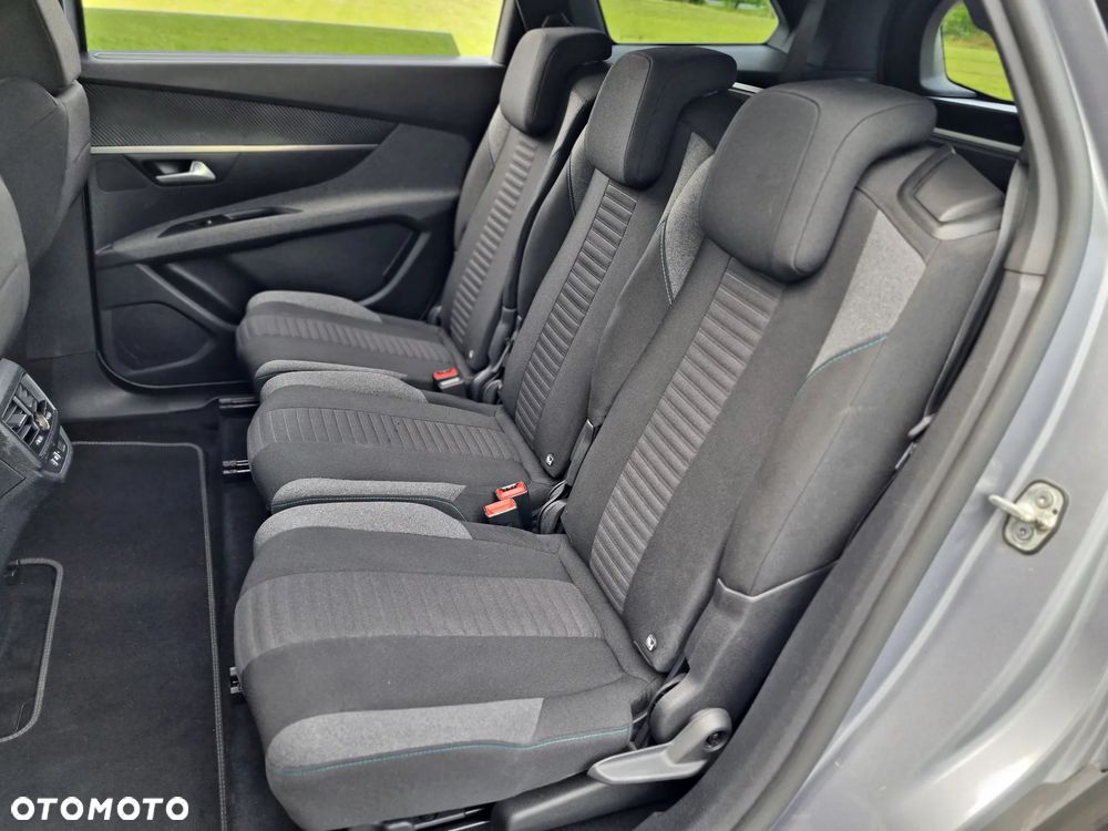 Peugeot 5008 BlueHDi 130 EAT8 Active - 31