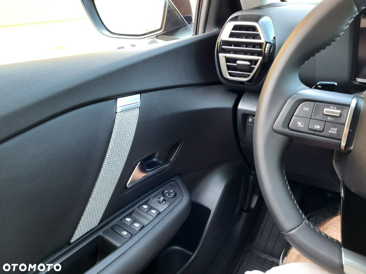 Citroën C4 1.2 PureTech Business Edition S&S EAT8 - 8
