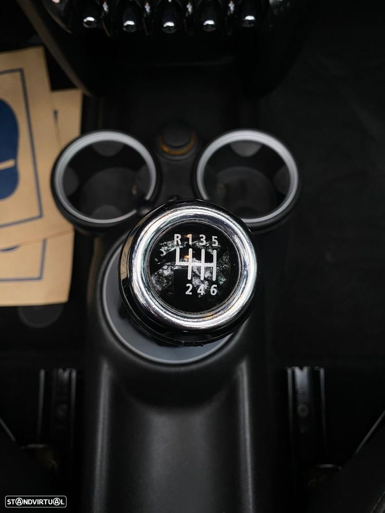 MINI 3 Portas Cooper D - 33