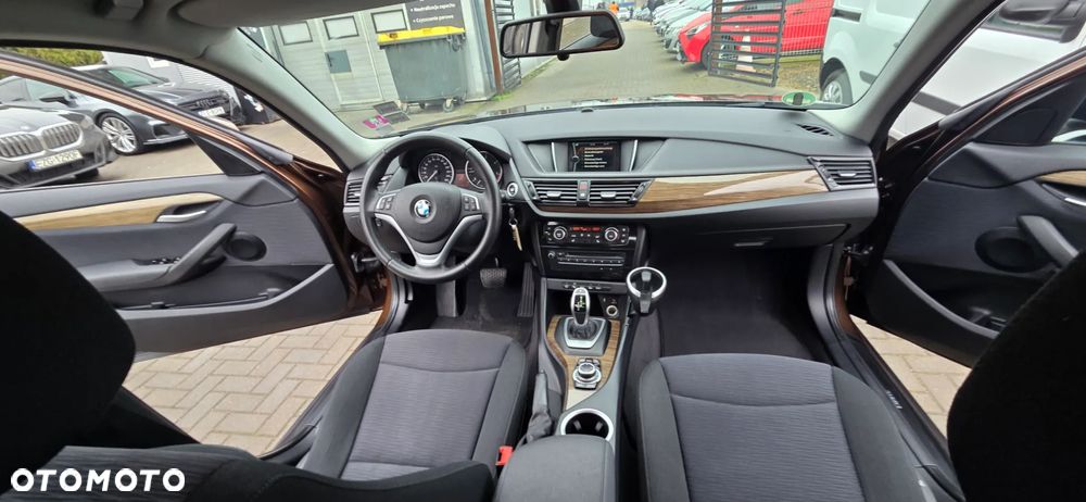 BMW X1 xDrive20d xLine - 35