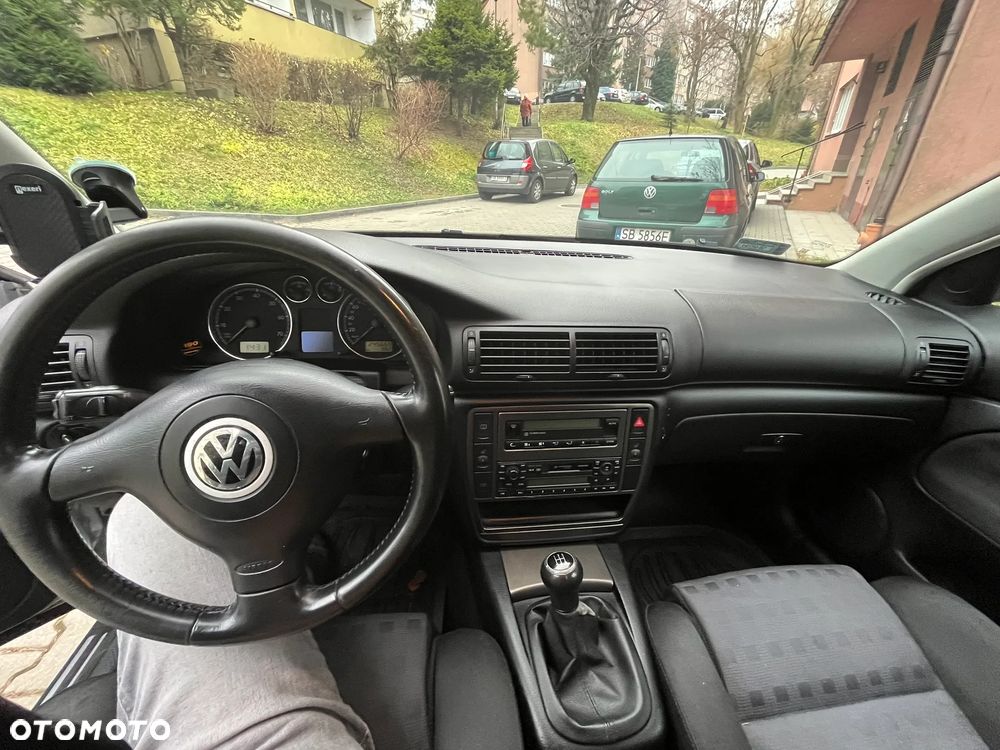 Volkswagen Passat 2.0 Trendline - 6