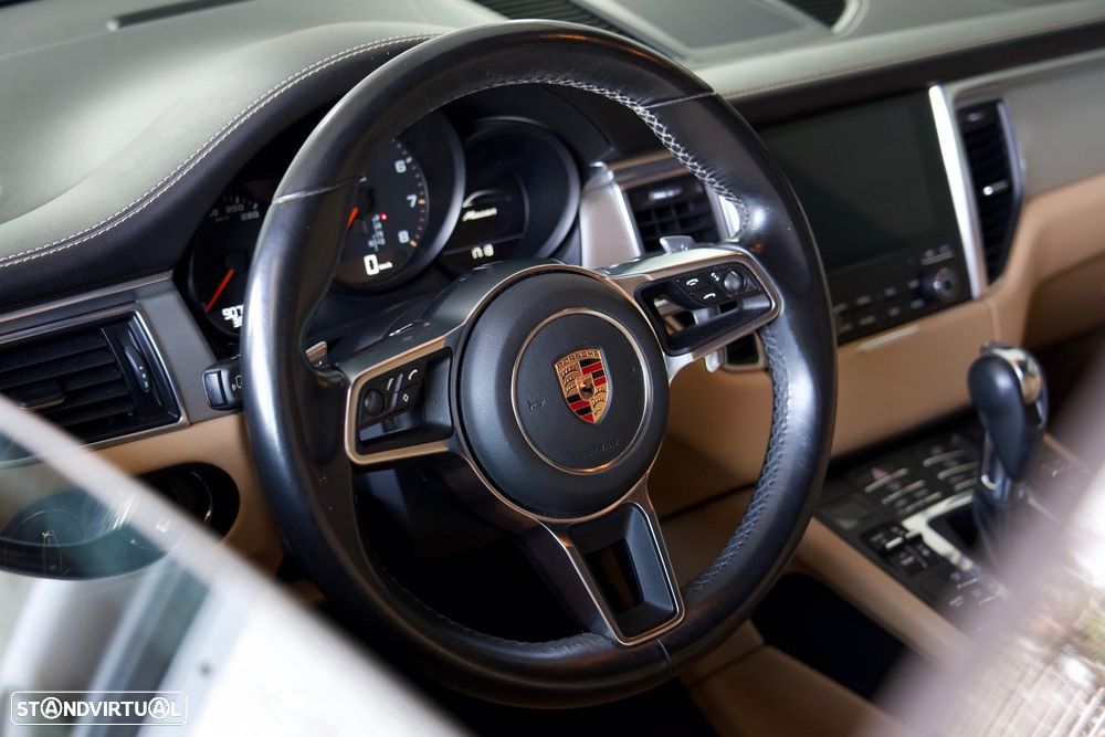Porsche Macan 2.0T - 24