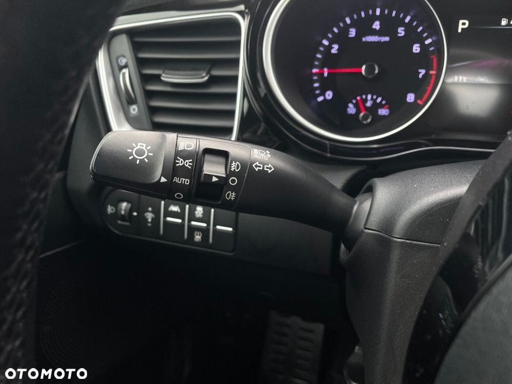 Kia Ceed 1.5 T-GDI Business Line DCT - 22