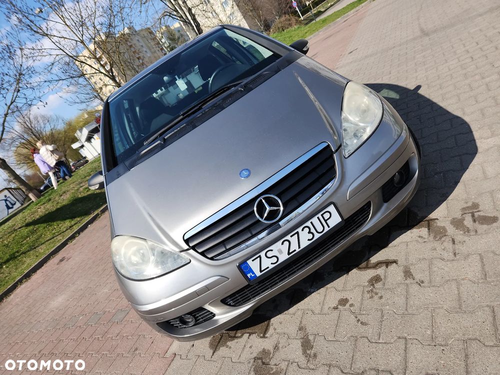 Mercedes-Benz Klasa A 150 Classic Polar Star - 4