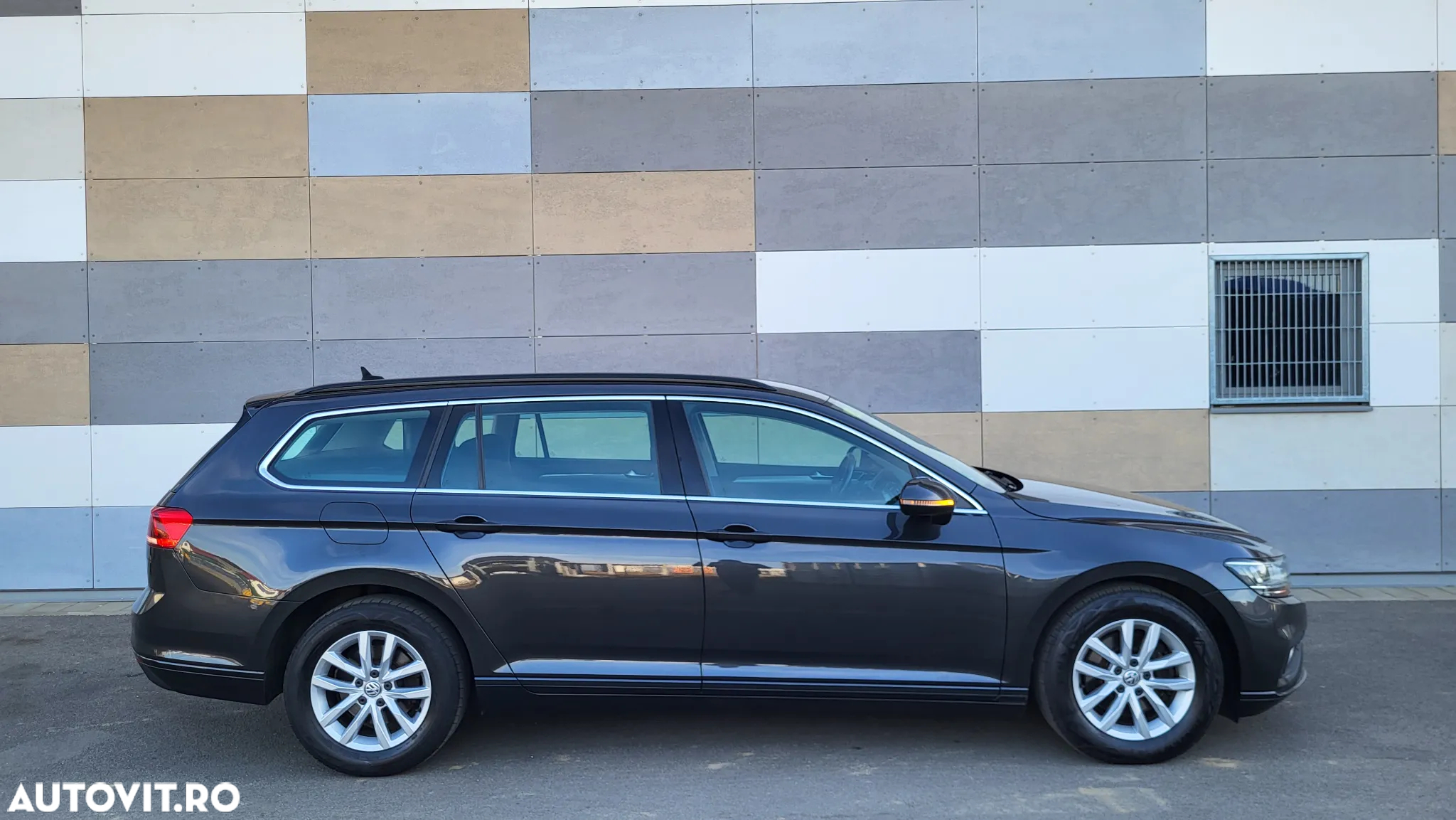 Volkswagen Passat Variant 2.0 TDI SCR DSG Comfortline - 13