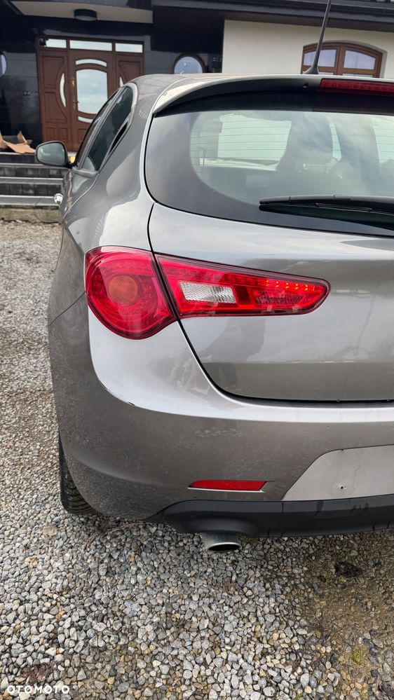 Alfa Romeo Giulietta - 10