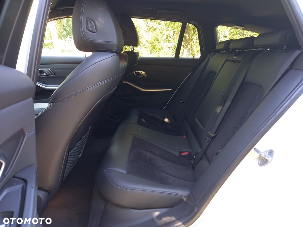 BMW Seria 3 320d M Sport Sport - 7