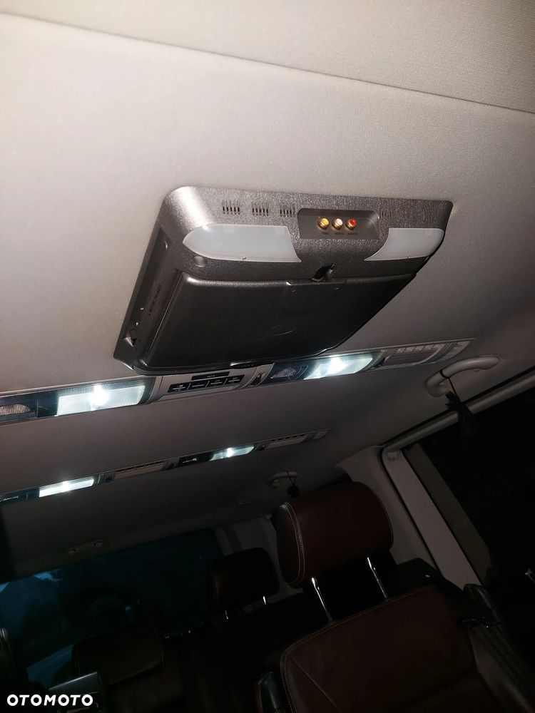 Volkswagen Multivan - 3