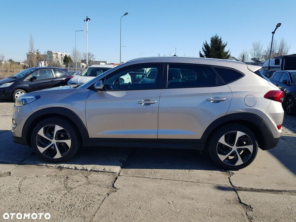 Hyundai Tucson blue 1.7 CRDi 2WD Advantage - 8