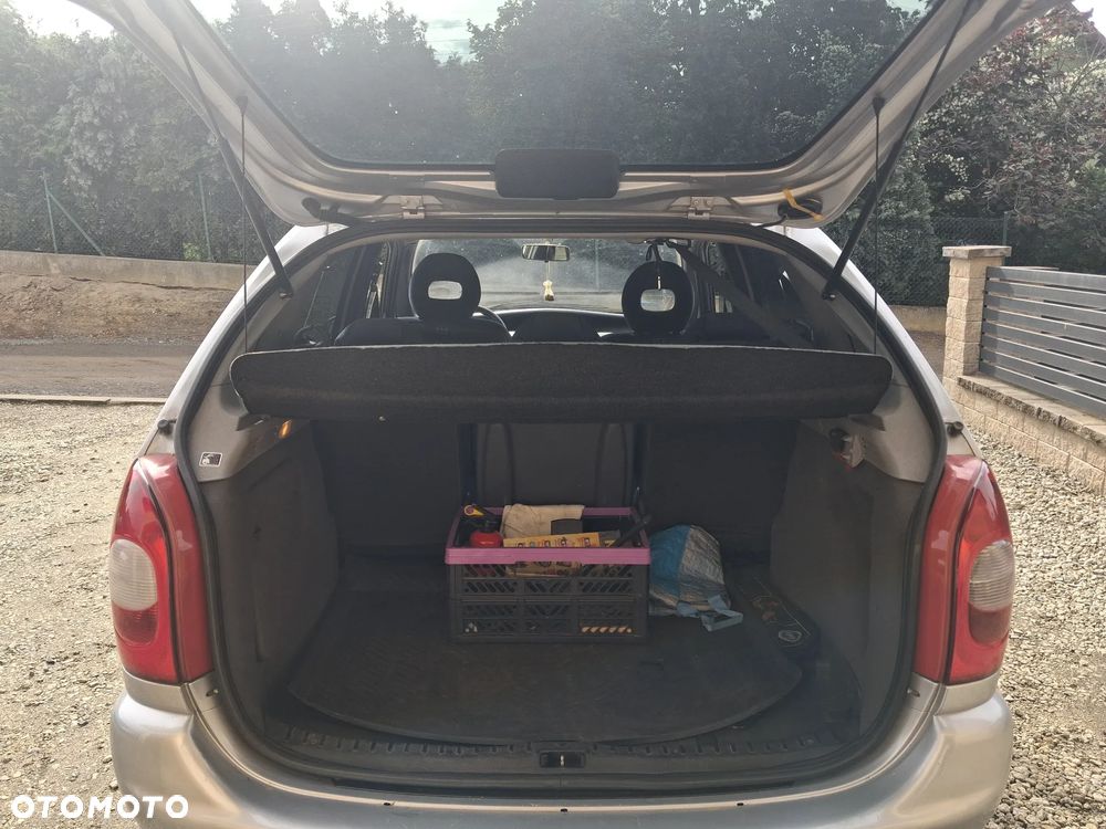 Citroën Xsara Picasso 2.0 HDi Confort - 9