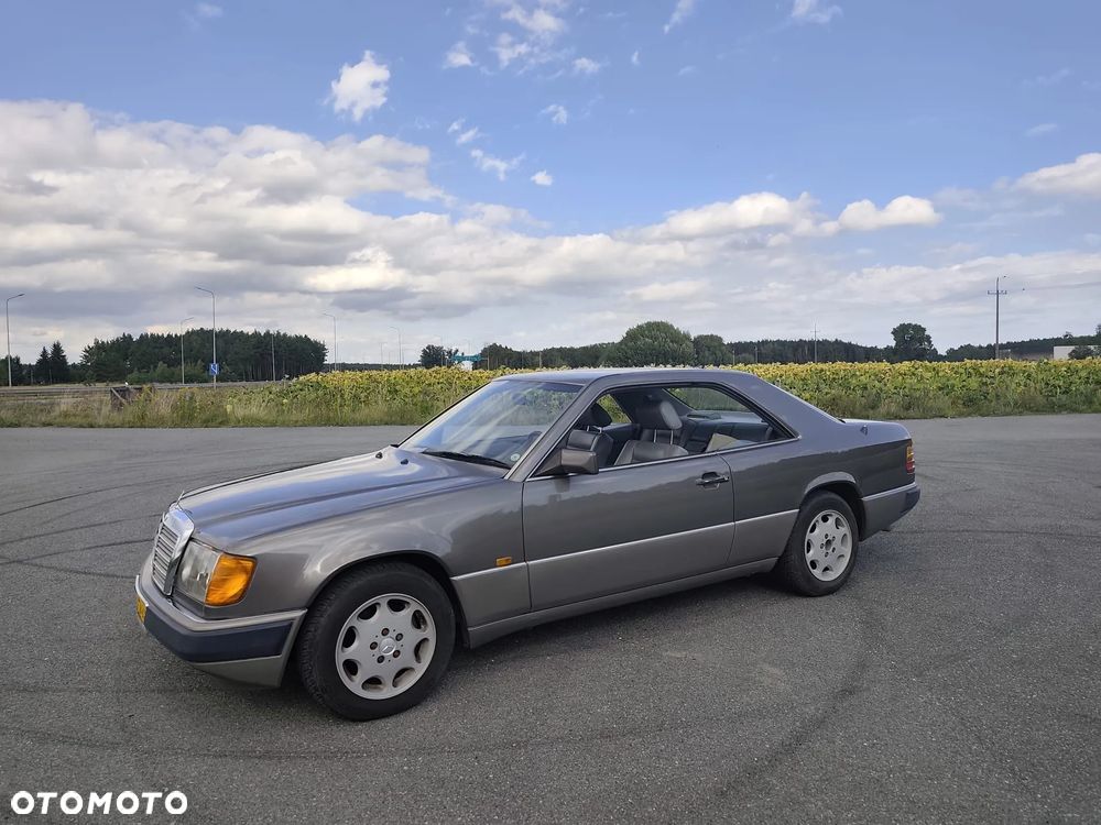 Mercedes-Benz W124 (1984-1993) - 2