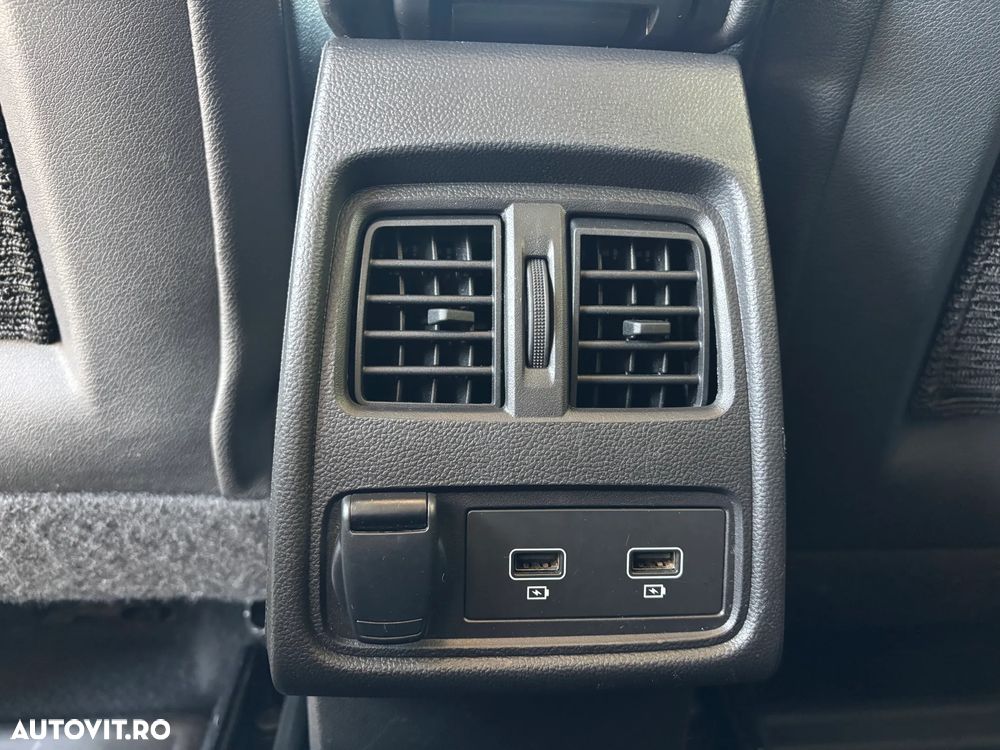 Renault Captur TCe 140 EDC GPF INTENS - 37