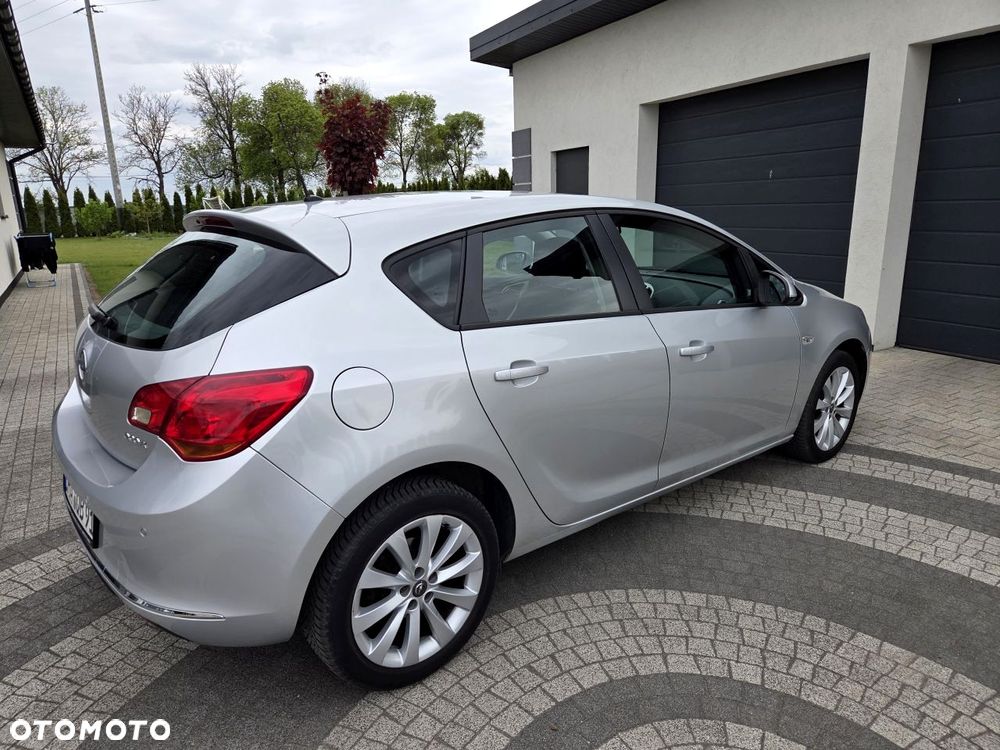 Opel Astra - 6