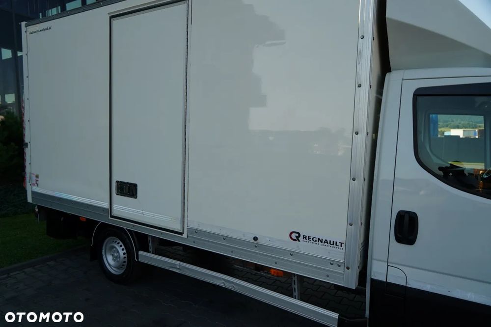 Iveco DAILY 35-160 / KONTENER - 4,3 M / WINDA DHOLLANDIA - 750 KG / 3 MIEJSCA / BLIŹNIAK / SPROWADZONY / - 19
