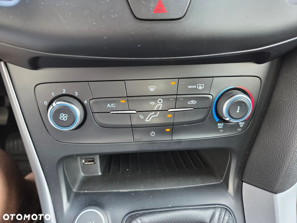 Ford Focus 1.5 EcoBoost Trend ASS - 13